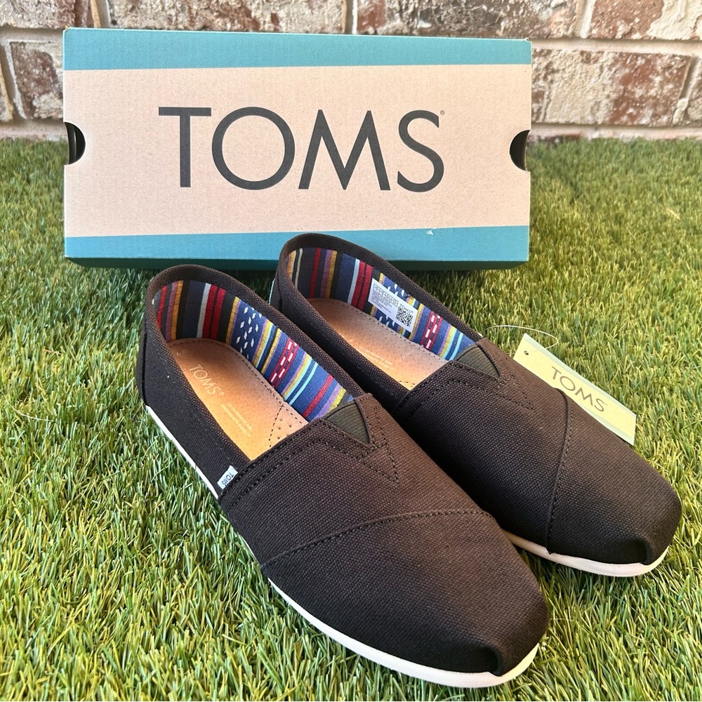 TOMS Classic Black Canvas Slip-Ons